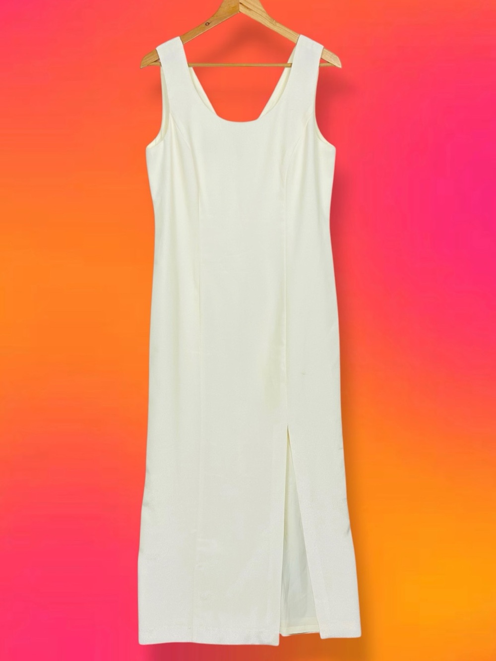 Donna Ricco Sleeveless V Back Sleek Classic Elegant Sheath Slip Maxi Dress Cream